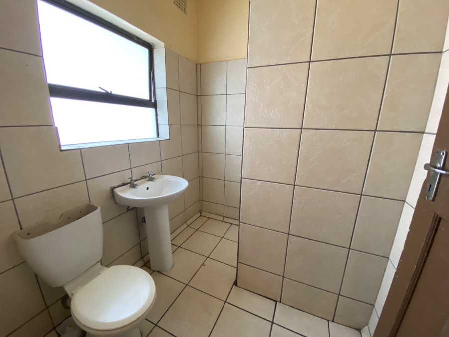 Commercial Property for Sale in Quigney Eastern Cape